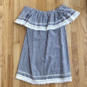 1. State Dresses - 1. State Off the Shoulder Dress Size: Small 1. State Dresses - 1. State Off the Shoulder Dress Size: Small